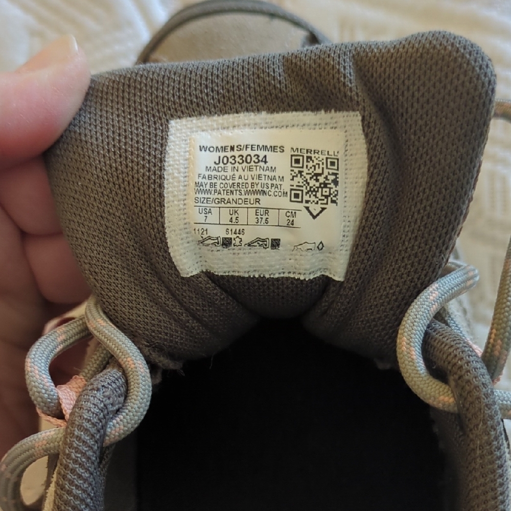 Merrel Outdoor Footwear Womens Size 7 - Picture 4 of 5